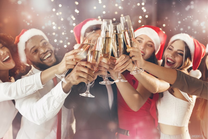 Planning a Holiday Party? Don’t Miss Out on Your Non-Surgical Treatment Before Then!